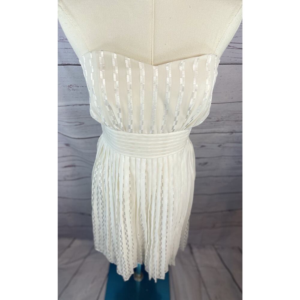White House Black Market Ivory Strapless Formal Dress Size 2 - Picture 2 of 6